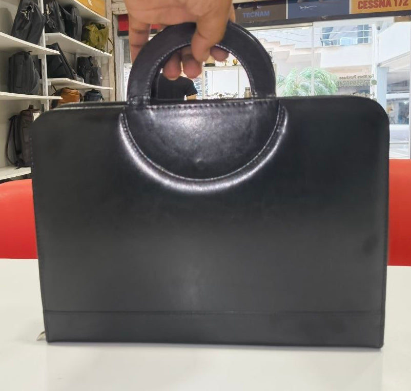 Flaps Up Executive Pro Document Folder.