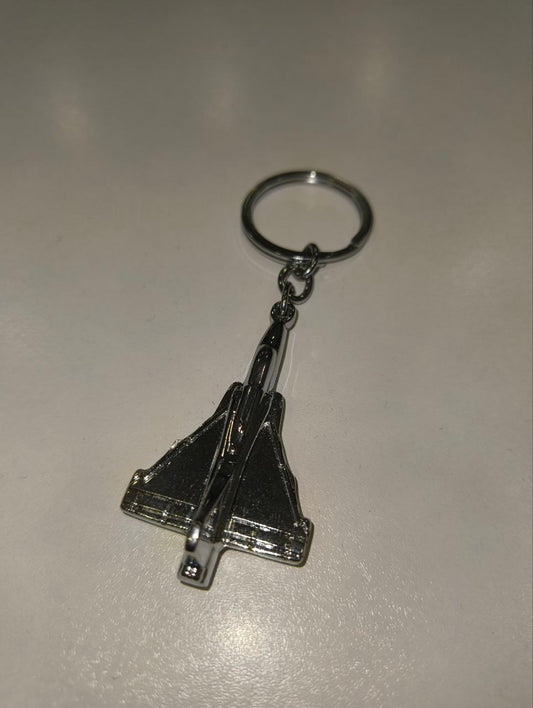 Jet Fighter Metal Keychain – Premium Aviation Accessory