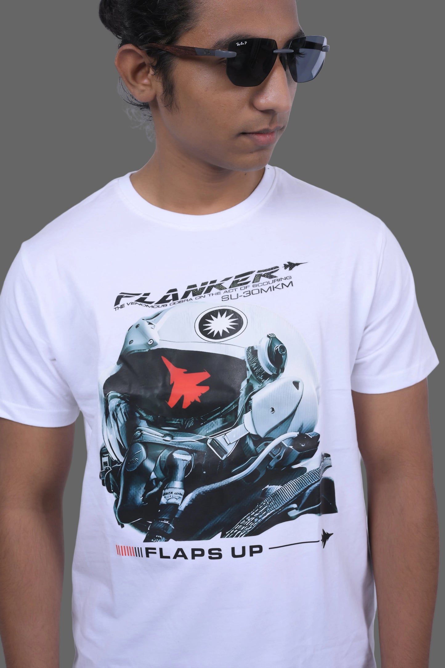 Flaps up - Printed T-shirt