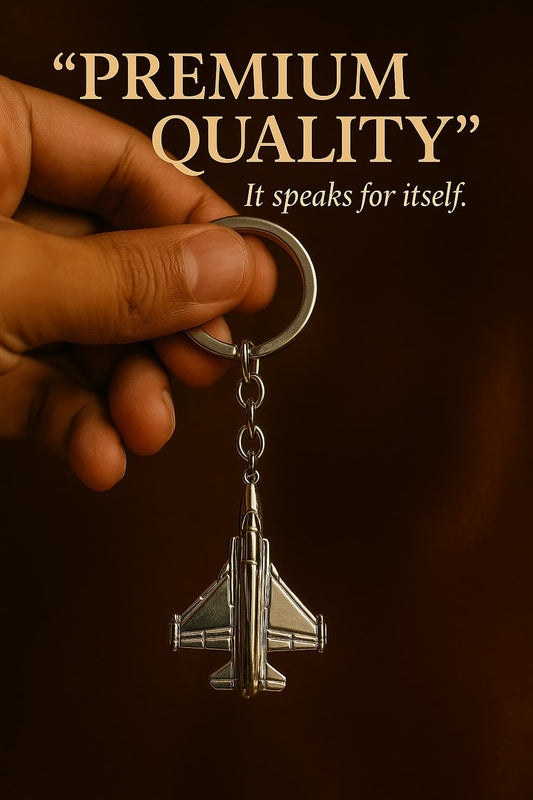 Jet Fighter Metal Keychain – Premium Aviation Accessory